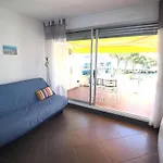 דירה Ensoleille A Port Camargue Avec Terrasse Et Parking - Fr-1-307-283 לה-גרו-דו-רואה