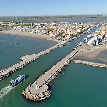 Ensoleille A Port Camargue Avec Terrasse Et Parking - Fr-1-307-283 르그로뒤후아